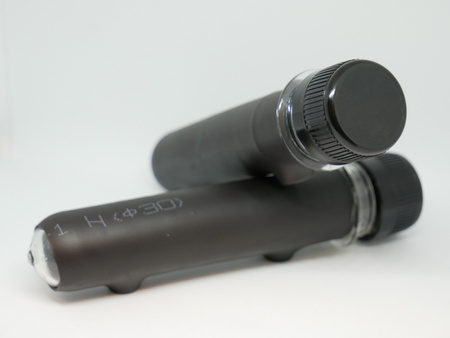 Preforma PET z dwoma magnesami, czarna.