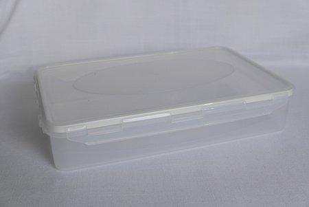 Pojemnik 2,3 litra, klipsiak