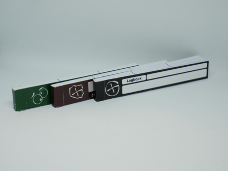 Logbook paskowy. Czarny.