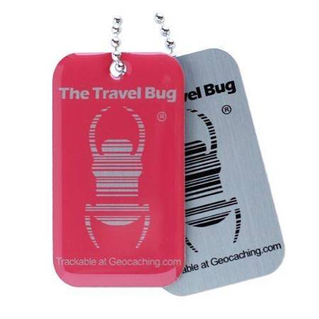 ATOMIC PINK Geocaching QR Travel Bug® - świecący w ciemności